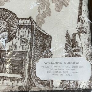 Williams Sonoma tablecloth NEW IN PACKAGE.